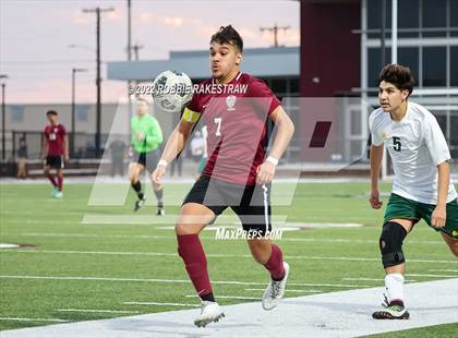 Thumbnail 2 in Longview vs. Red Oak (UIL 5A Region II Area Playoff) photogallery.