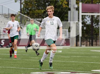 Thumbnail 2 in Longview vs. Red Oak (UIL 5A Region II Area Playoff) photogallery.