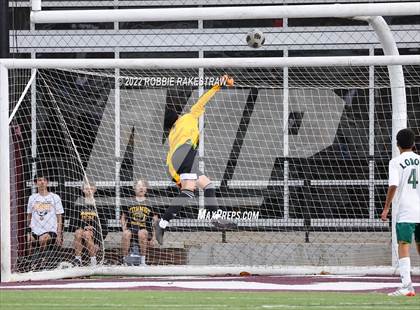 Thumbnail 3 in Longview vs. Red Oak (UIL 5A Region II Area Playoff) photogallery.