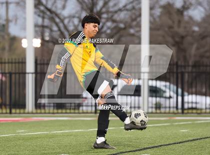 Thumbnail 2 in Longview vs. Red Oak (UIL 5A Region II Area Playoff) photogallery.