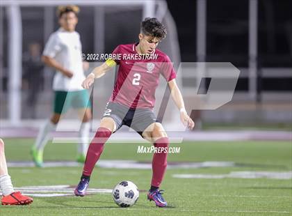 Thumbnail 3 in Longview vs. Red Oak (UIL 5A Region II Area Playoff) photogallery.