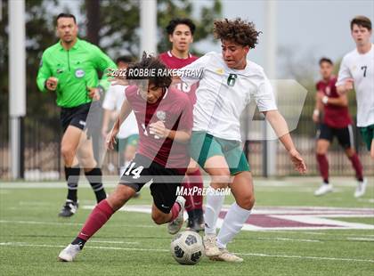 Thumbnail 2 in Longview vs. Red Oak (UIL 5A Region II Area Playoff) photogallery.