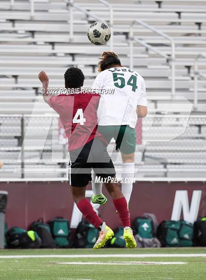 Thumbnail 1 in Longview vs. Red Oak (UIL 5A Region II Area Playoff) photogallery.