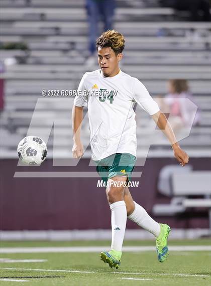 Thumbnail 1 in Longview vs. Red Oak (UIL 5A Region II Area Playoff) photogallery.