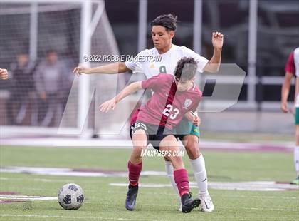 Thumbnail 2 in Longview vs. Red Oak (UIL 5A Region II Area Playoff) photogallery.
