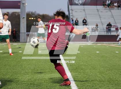 Thumbnail 3 in Longview vs. Red Oak (UIL 5A Region II Area Playoff) photogallery.