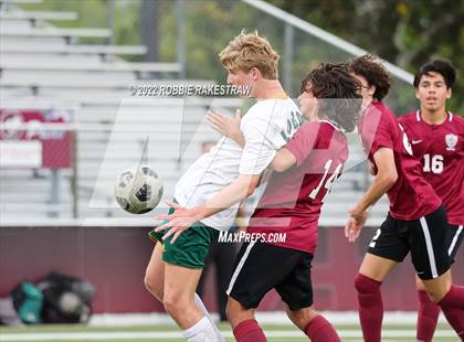 Thumbnail 1 in Longview vs. Red Oak (UIL 5A Region II Area Playoff) photogallery.