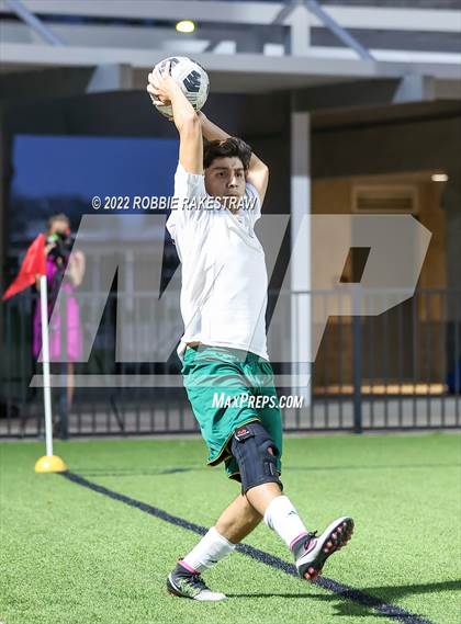 Thumbnail 1 in Longview vs. Red Oak (UIL 5A Region II Area Playoff) photogallery.