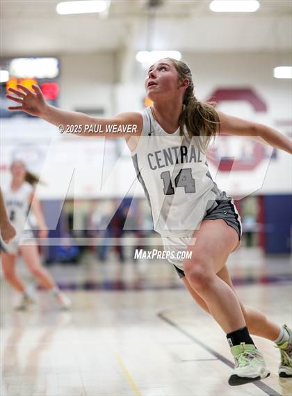 Thumbnail 3 in Central Columbia vs. Hughesville (PHAC Semifinal) photogallery.