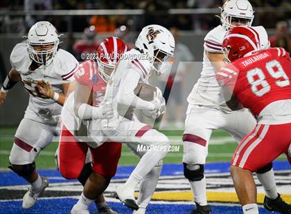 Thumbnail 2 in JSerra Catholic @ Mater Dei photogallery.