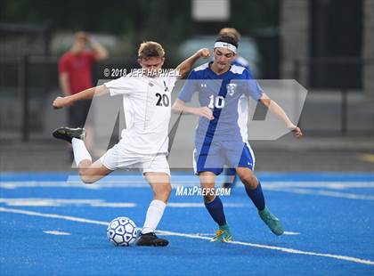 Thumbnail 3 in Aurora @ Ravenna photogallery.
