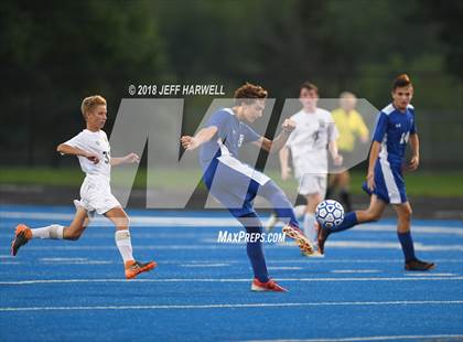 Thumbnail 3 in Aurora @ Ravenna photogallery.
