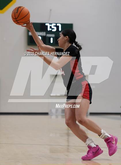 Thumbnail 3 in Redondo Union vs San Clemente (Mira Costa Classic) photogallery.