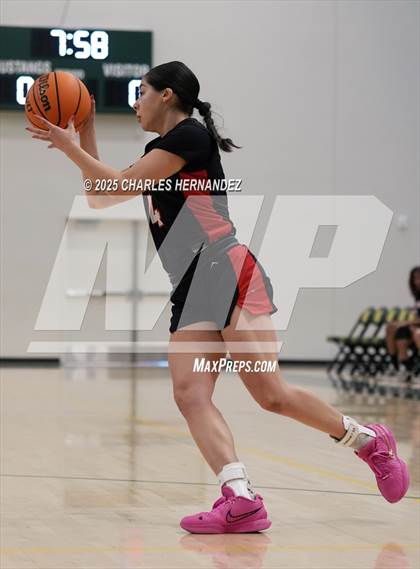 Thumbnail 1 in Redondo Union vs San Clemente (Mira Costa Classic) photogallery.