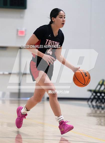 Thumbnail 3 in Redondo Union vs San Clemente (Mira Costa Classic) photogallery.