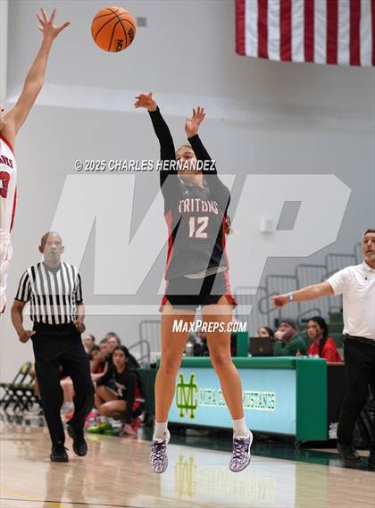 Thumbnail 2 in Redondo Union vs San Clemente (Mira Costa Classic) photogallery.