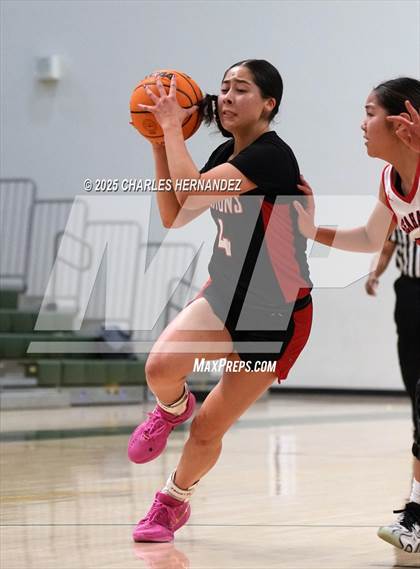 Thumbnail 3 in Redondo Union vs San Clemente (Mira Costa Classic) photogallery.