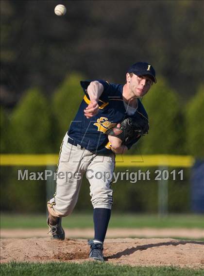Thumbnail 1 in Greece Arcadia vs. Irondequoit photogallery.