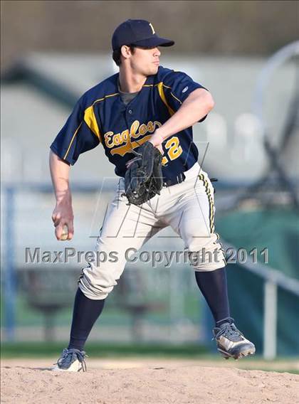 Thumbnail 1 in Greece Arcadia vs. Irondequoit photogallery.