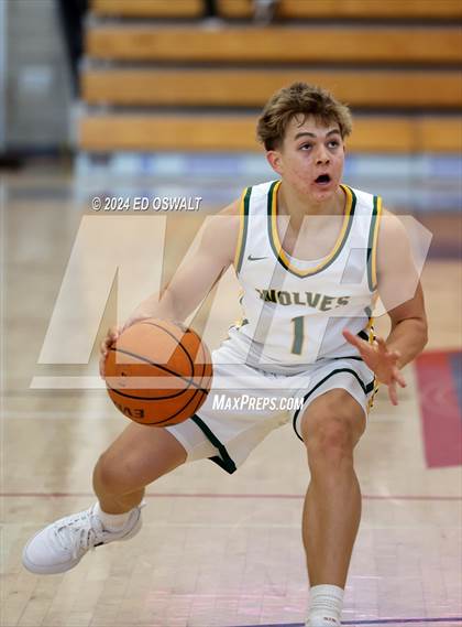 Thumbnail 3 in San Ramon Valley vs. Lincoln (NorCal Tipoff Classic) photogallery.