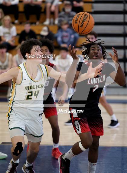 Thumbnail 1 in San Ramon Valley vs. Lincoln (NorCal Tipoff Classic) photogallery.