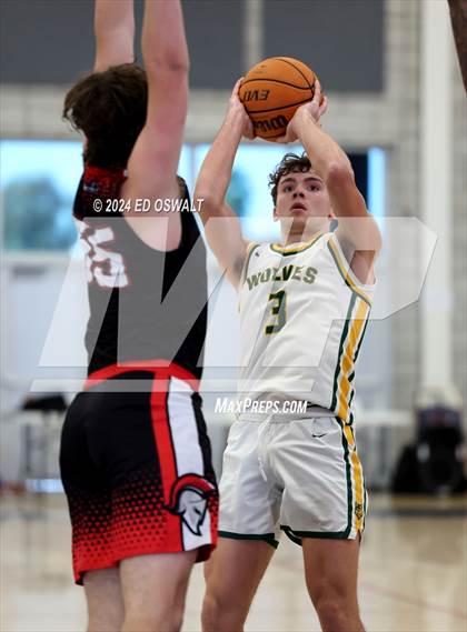 Thumbnail 1 in San Ramon Valley vs. Lincoln (NorCal Tipoff Classic) photogallery.