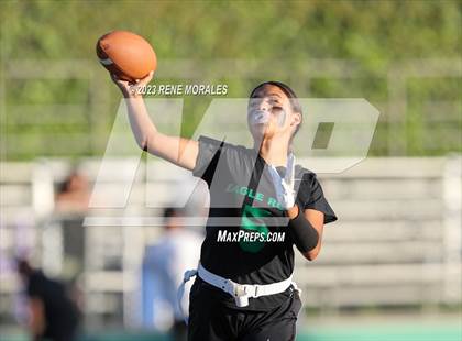 Thumbnail 1 in Lincoln vs Eagle Rock photogallery.