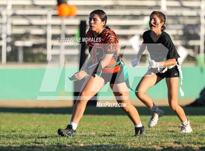 Thumbnail 3 in Lincoln vs Eagle Rock photogallery.