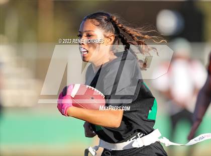 Thumbnail 2 in Lincoln vs Eagle Rock photogallery.