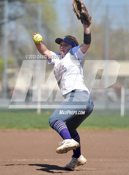 Thumbnail 1 in Shasta vs. Las Plumas (Pleasant Valley Tournament) photogallery.
