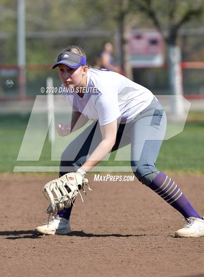 Thumbnail 3 in Shasta vs. Las Plumas (Pleasant Valley Tournament) photogallery.