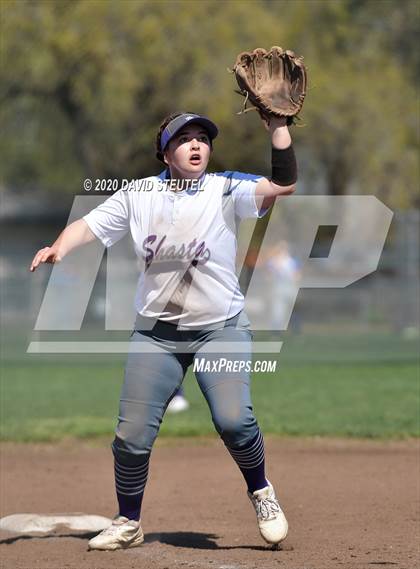 Thumbnail 1 in Shasta vs. Las Plumas (Pleasant Valley Tournament) photogallery.