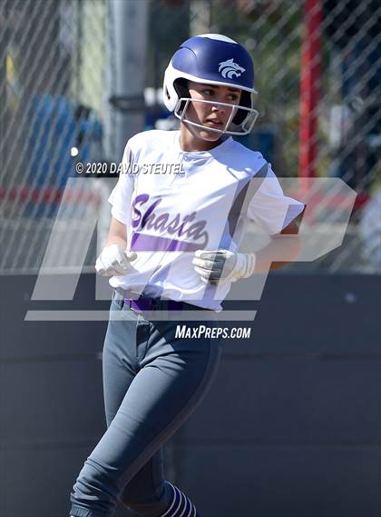 Thumbnail 2 in Shasta vs. Las Plumas (Pleasant Valley Tournament) photogallery.