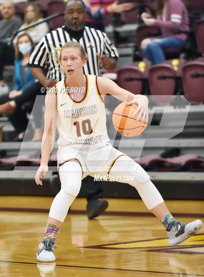 Thumbnail 3 in East Limestone vs. Madison Academy photogallery.