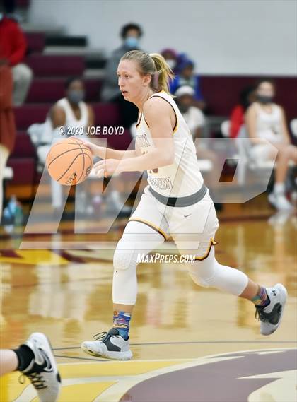 Thumbnail 3 in East Limestone vs. Madison Academy photogallery.