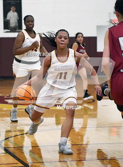 Thumbnail 2 in East Limestone vs. Madison Academy photogallery.