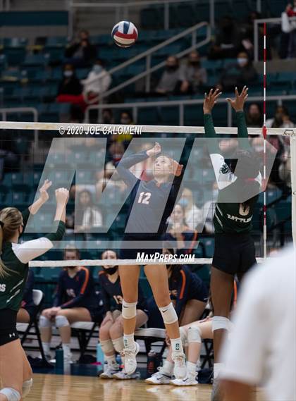 Thumbnail 1 in Seven Lakes vs Reagan [Ronald] (UIL 6A State Semifinals) photogallery.