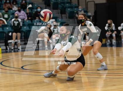 Thumbnail 1 in Seven Lakes vs Reagan [Ronald] (UIL 6A State Semifinals) photogallery.