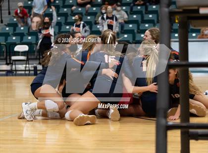 Thumbnail 1 in Seven Lakes vs Reagan [Ronald] (UIL 6A State Semifinals) photogallery.