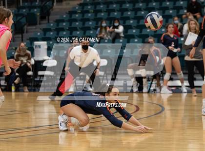 Thumbnail 1 in Seven Lakes vs Reagan [Ronald] (UIL 6A State Semifinals) photogallery.