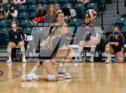 Thumbnail 2 in Seven Lakes vs Reagan [Ronald] (UIL 6A State Semifinals) photogallery.