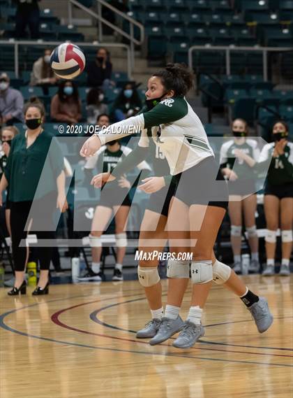 Thumbnail 3 in Seven Lakes vs Reagan [Ronald] (UIL 6A State Semifinals) photogallery.