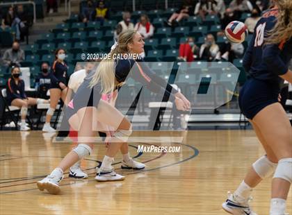 Thumbnail 3 in Seven Lakes vs Reagan [Ronald] (UIL 6A State Semifinals) photogallery.