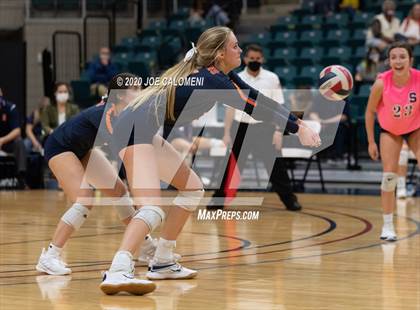 Thumbnail 3 in Seven Lakes vs Reagan [Ronald] (UIL 6A State Semifinals) photogallery.