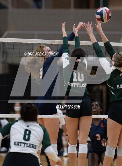Thumbnail 3 in Seven Lakes vs Reagan [Ronald] (UIL 6A State Semifinals) photogallery.
