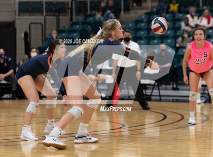 Thumbnail 1 in Seven Lakes vs Reagan [Ronald] (UIL 6A State Semifinals) photogallery.