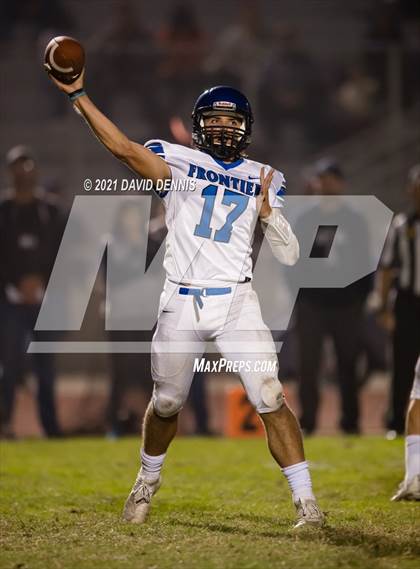 Thumbnail 3 in Frontier vs Bakersfield (CIF CS D2 Semifinal) photogallery.