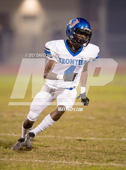 Thumbnail 3 in Frontier vs Bakersfield (CIF CS D2 Semifinal) photogallery.