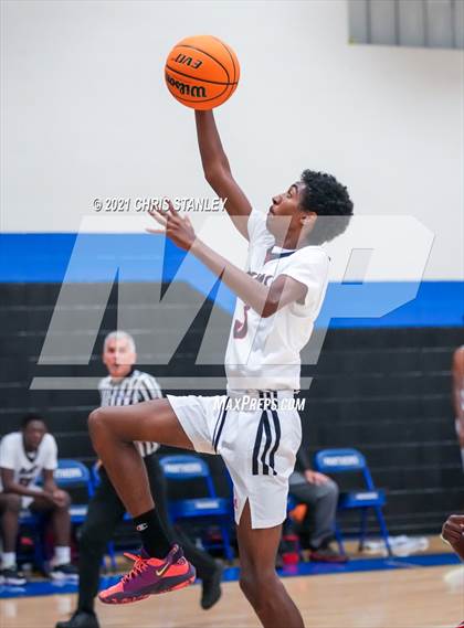 Thumbnail 2 in Independence vs. Maricopa (Panthers Hoops Classic) photogallery.
