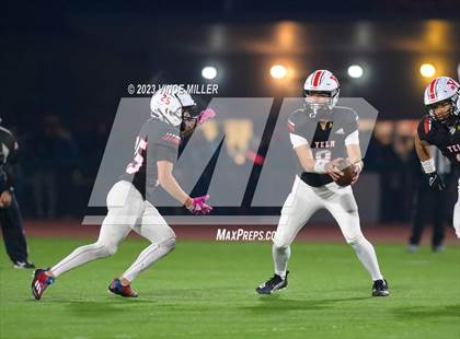 Thumbnail 3 in Eastside Catholic @ Yelm (WIAA 3A Semifinal) photogallery.